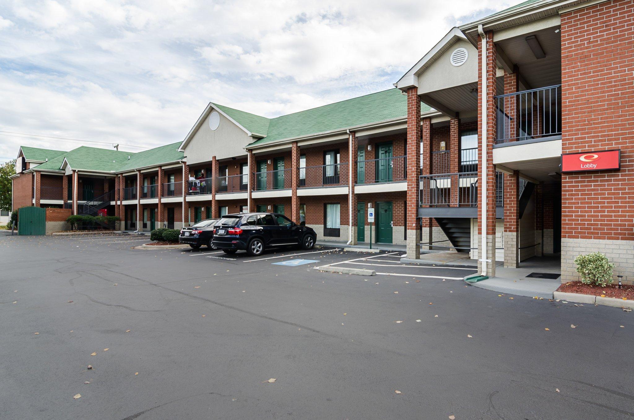 Econo Lodge Richmond Extérieur photo