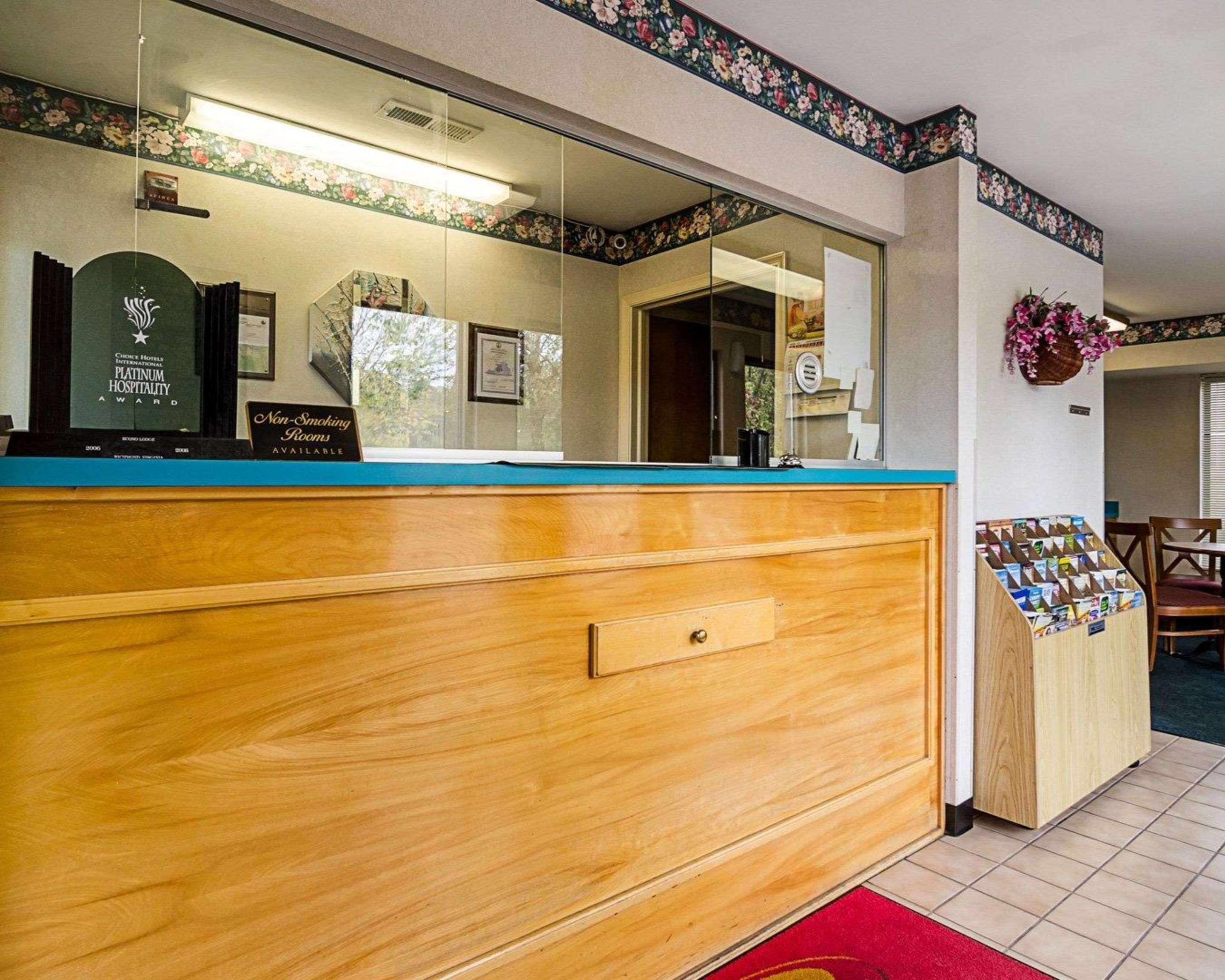 Econo Lodge Richmond Extérieur photo