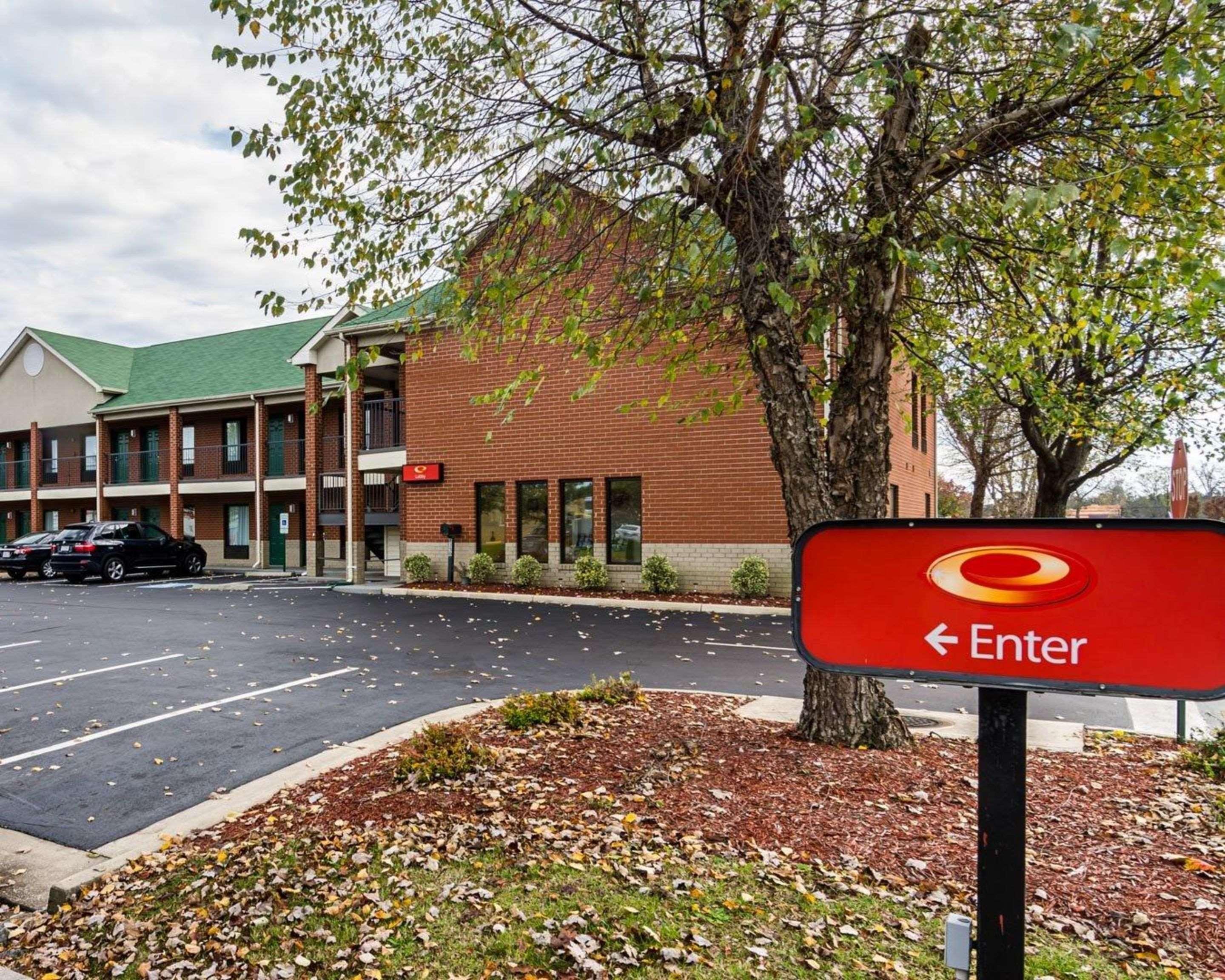 Econo Lodge Richmond Extérieur photo
